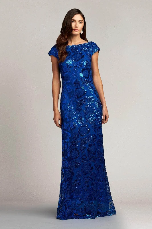 Formal Dress for Academic AwardsTadashi Shoji CAI90602L - Formal Gown