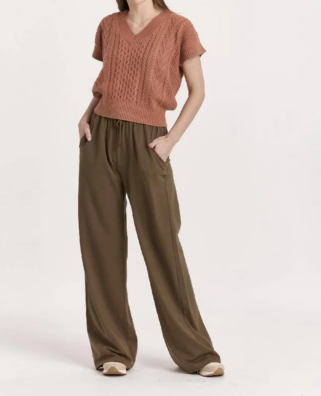 women's leggingsQuincy Wide Leg Pants In Vineyard