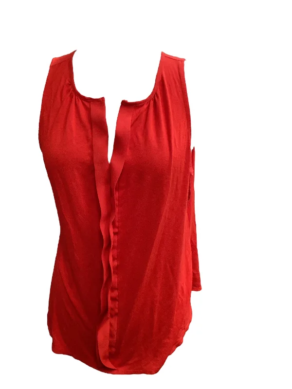 women's tops for those who want to add a touch of sophistication to their casual attireRed Top Sleeveless Limited, Size Xl